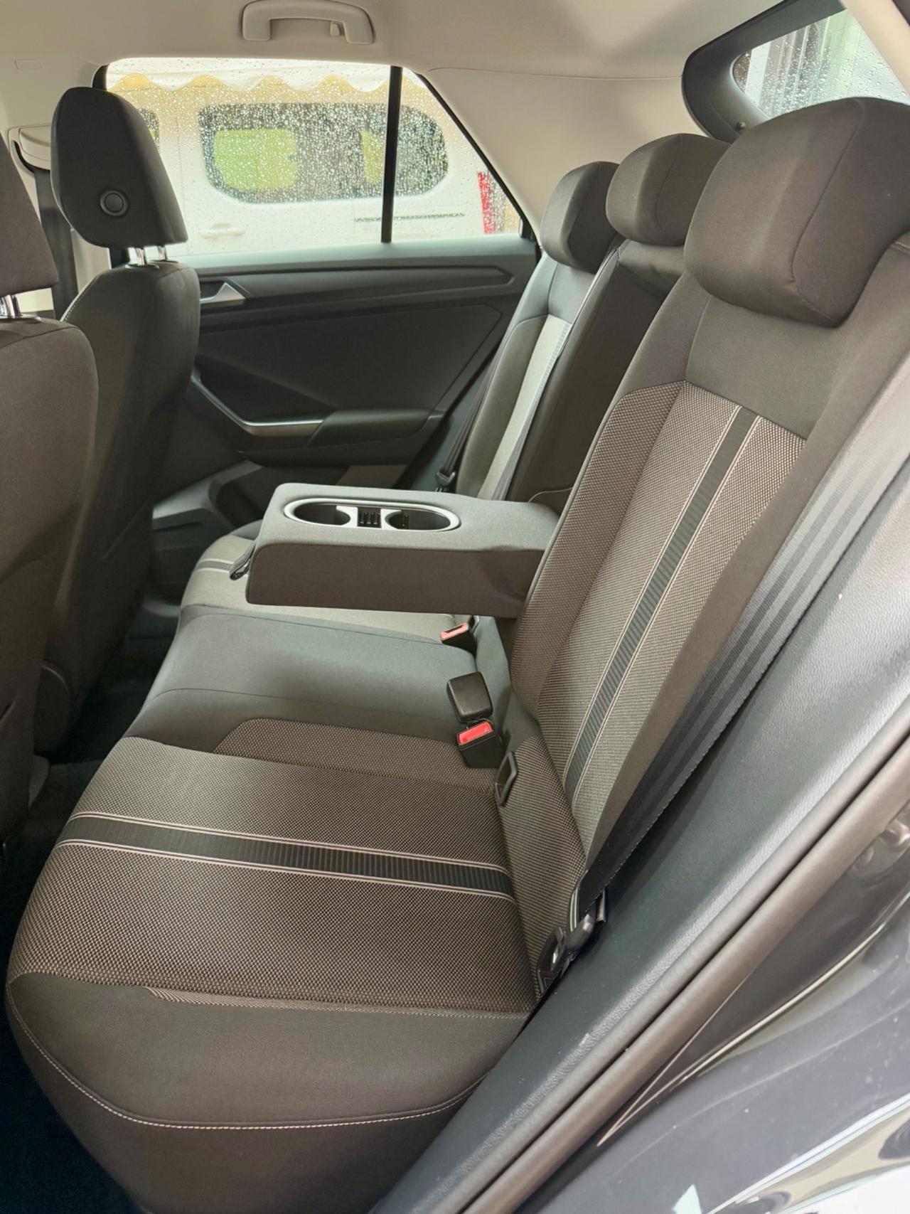 Volkswagen T-Roc 1.5 TSI DSG IVA DEDUCIBILE