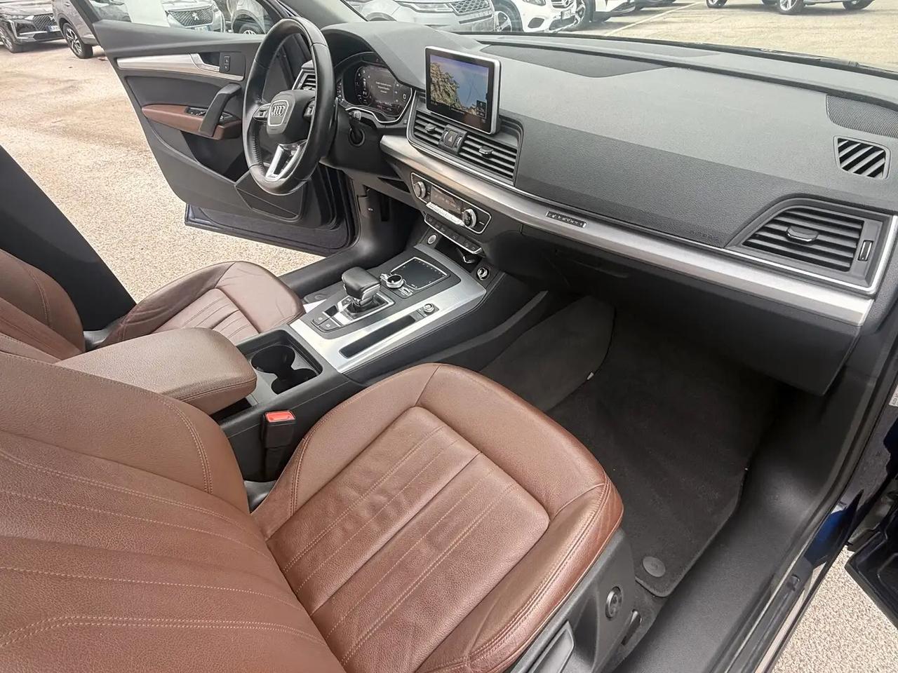 Audi Q5 40 TDI 204 CV quattro S tronic Business Sport