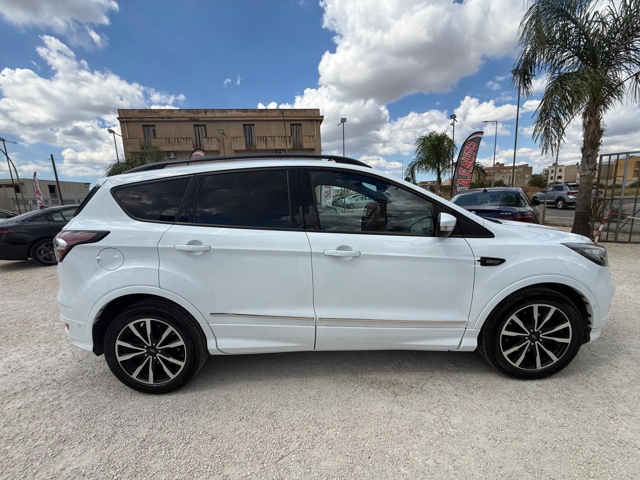 Ford Kuga 2.0 TDCI 150 CV S&S 4WD Titanium