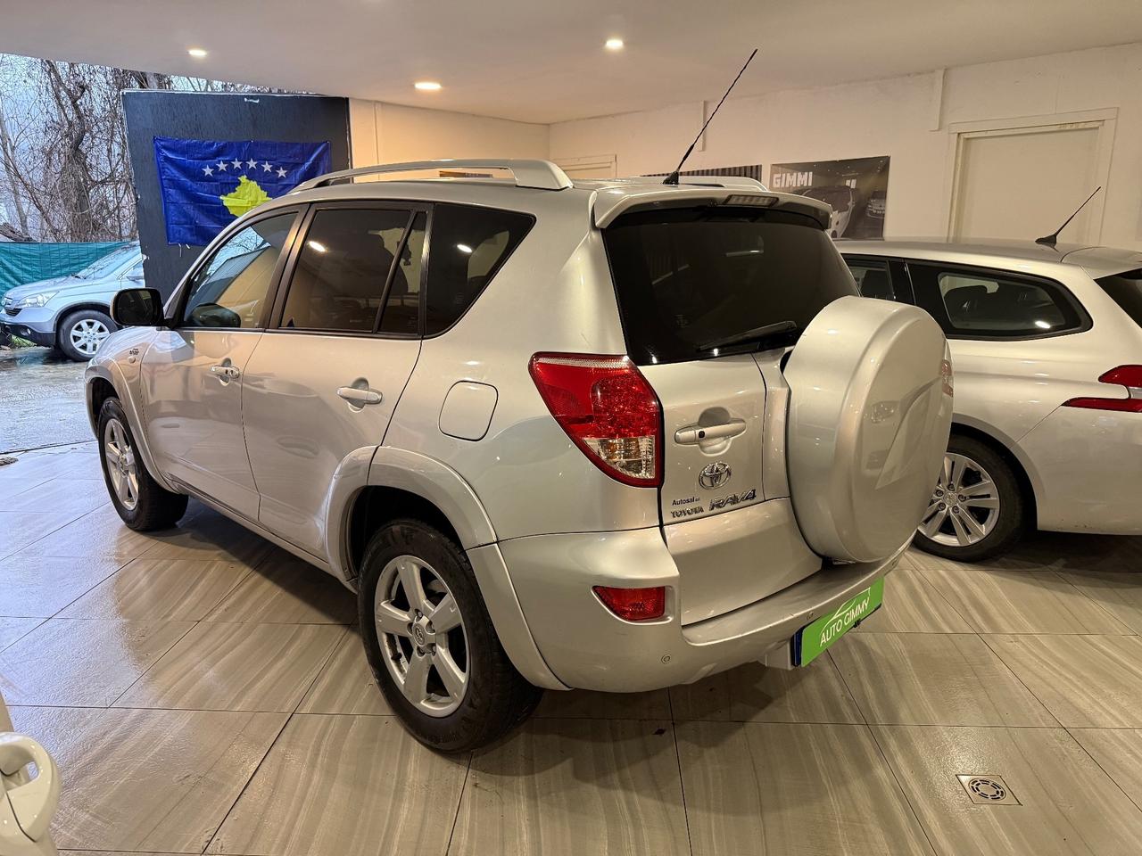 Toyota RAV 4 2.2 DIESEL anno 2010