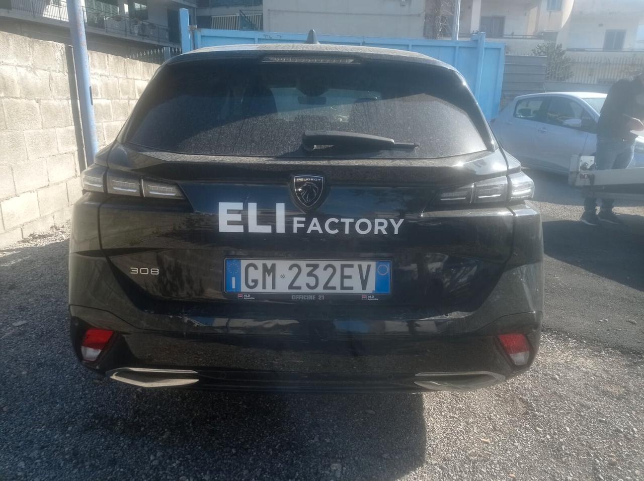 Peugeot 308 BlueHDi 130 S&S SW Allure sinistrata