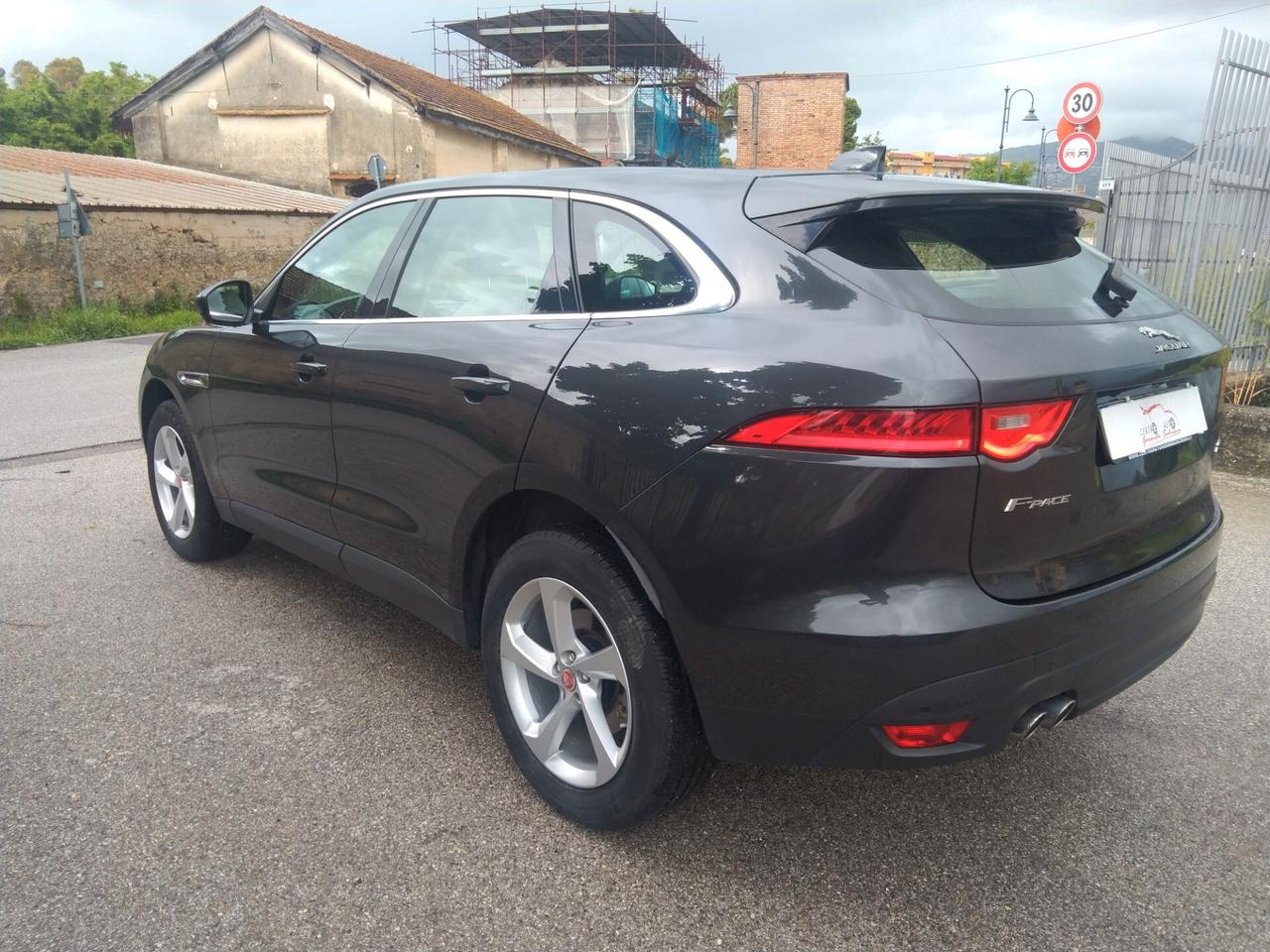Jaguar F-Pace 2.0 D 180 CV AWD aut. Portfolio
