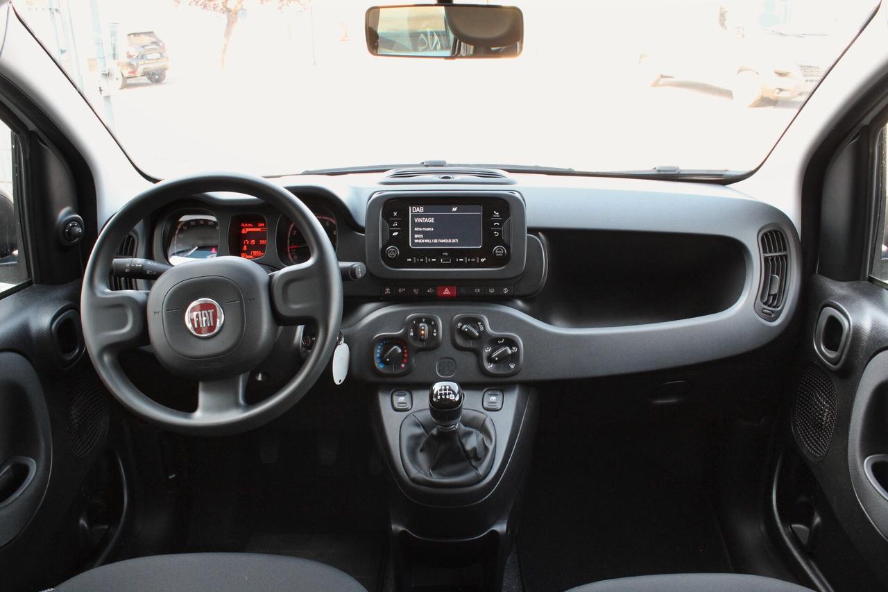 Fiat Panda 1.0 FireFly S&S Hybrid-OK NEOPATENTATI
