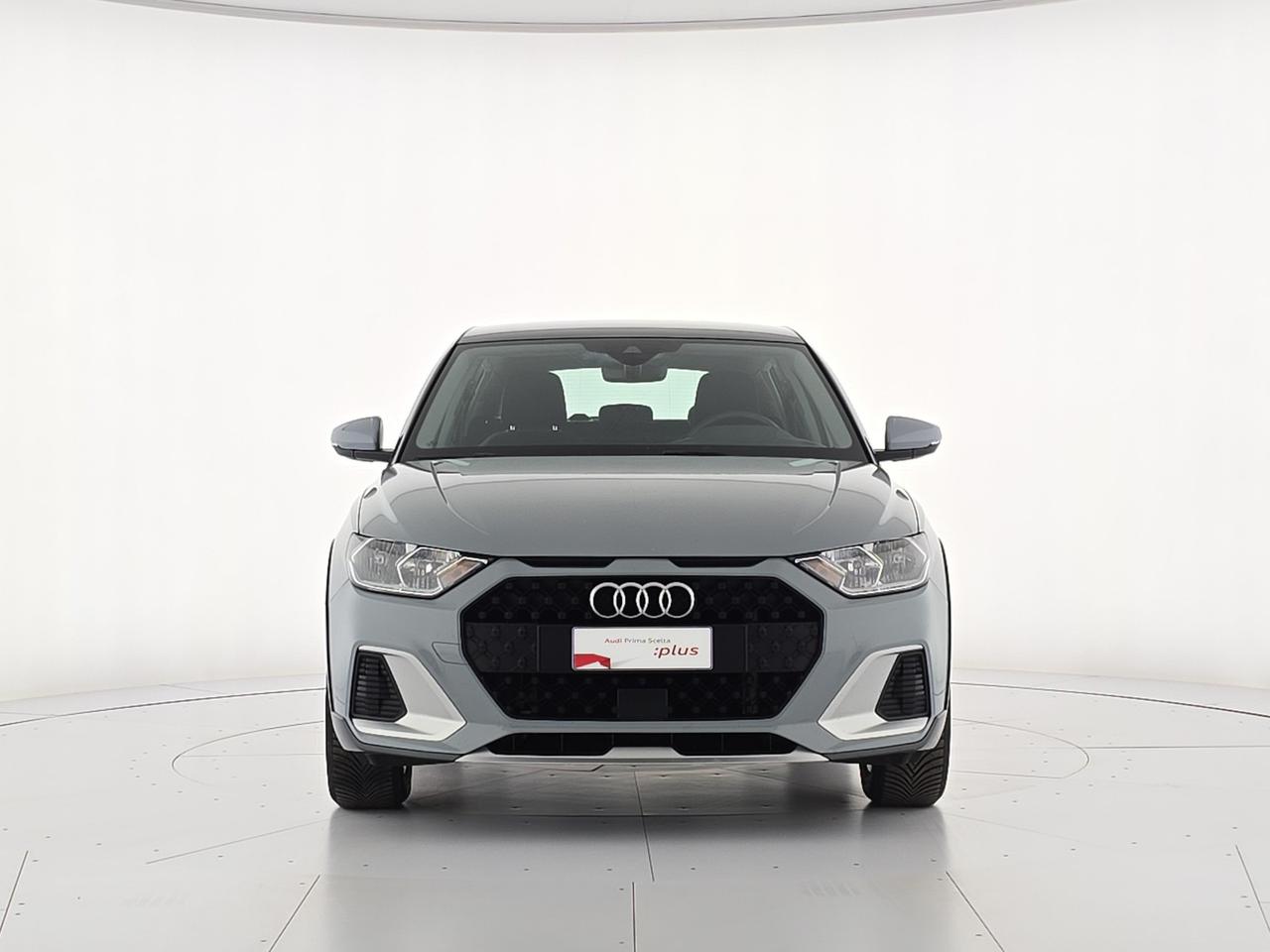 Audi A1 citycarver 30 1.0 tfsi admired 110cv