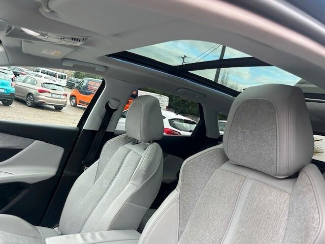 Peugeot 3008 BlueHDi 130 S&S EAT8 Allure- 2018