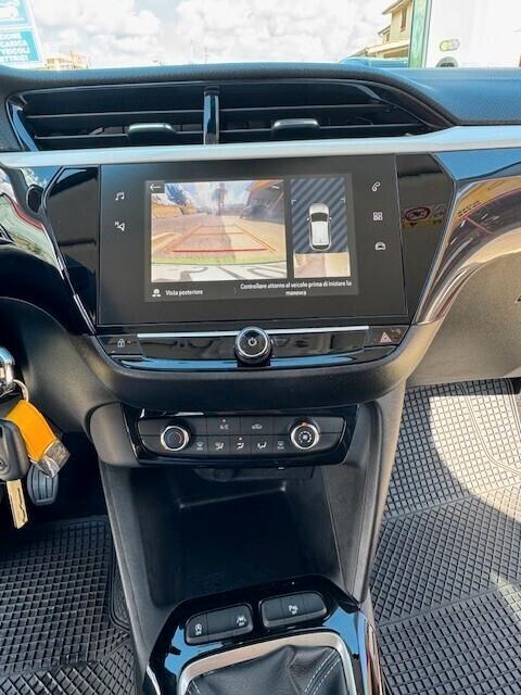 Opel Corsa 1.2 Design & Tech