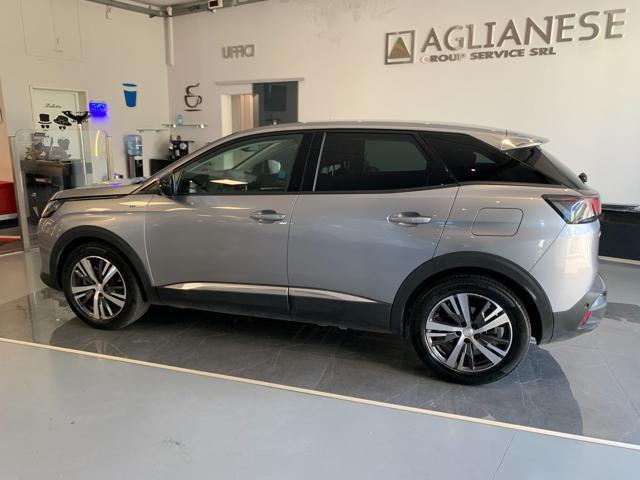 PEUGEOT 3008 Hybrid 225 e-EAT8 Allure Pack