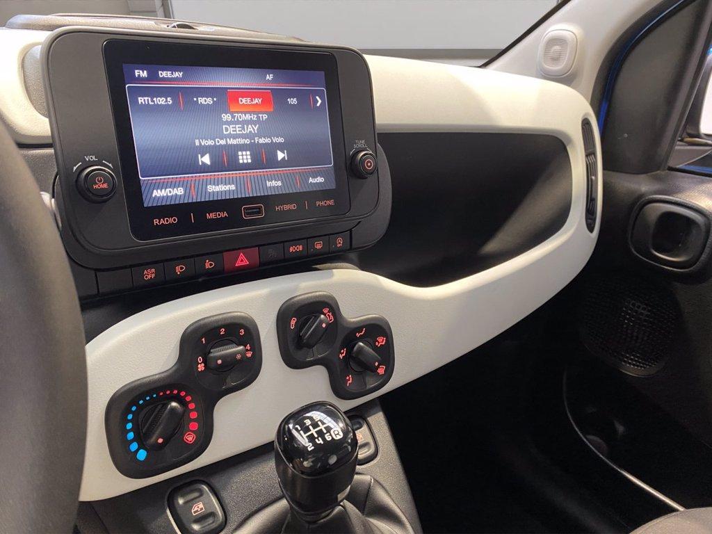 FIAT Pandina Cross 1.0 firefly hybrid s&s 70cv del 2025