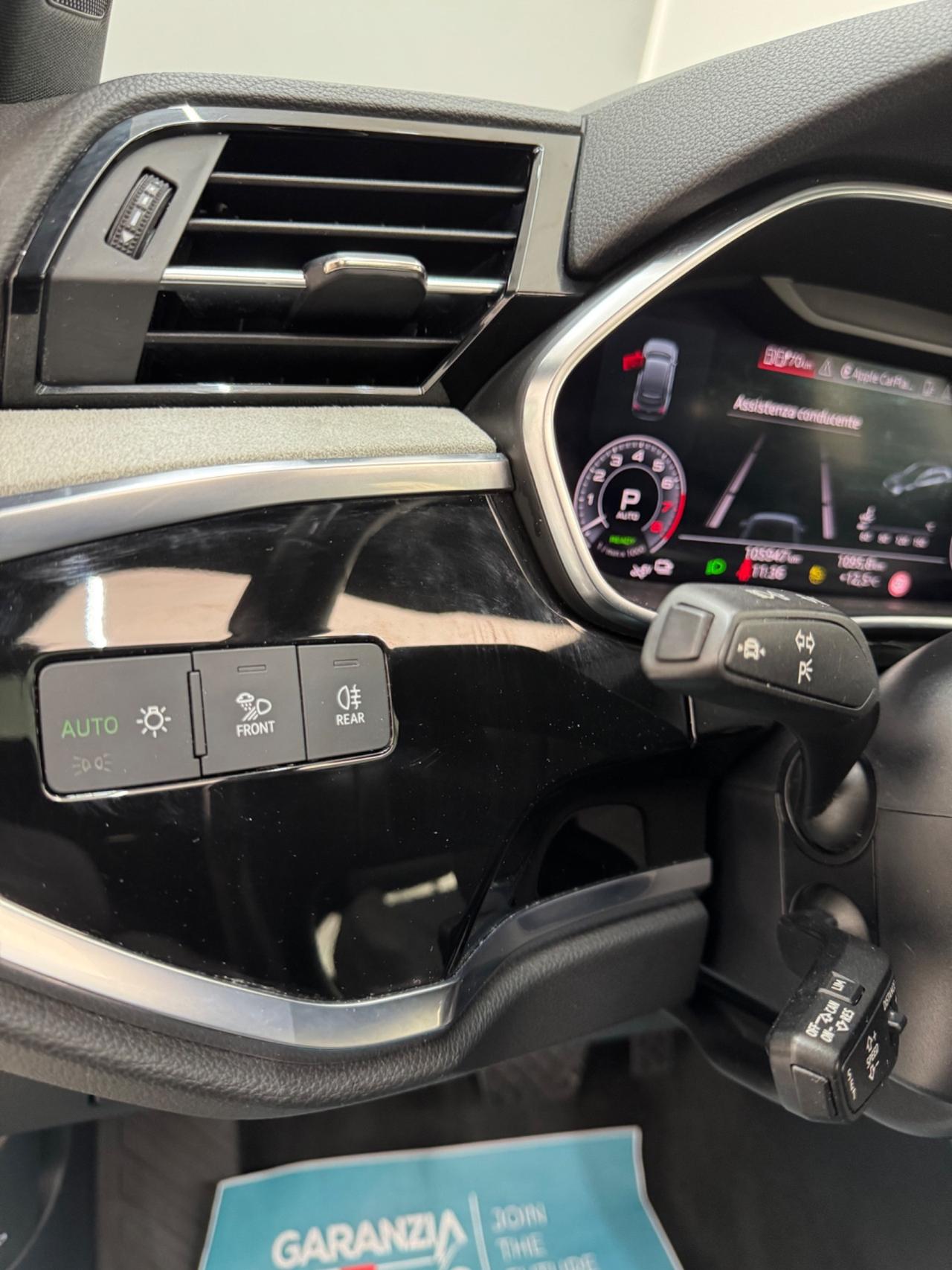 Audi Q3 45 TFSI e S tronic line edition Full