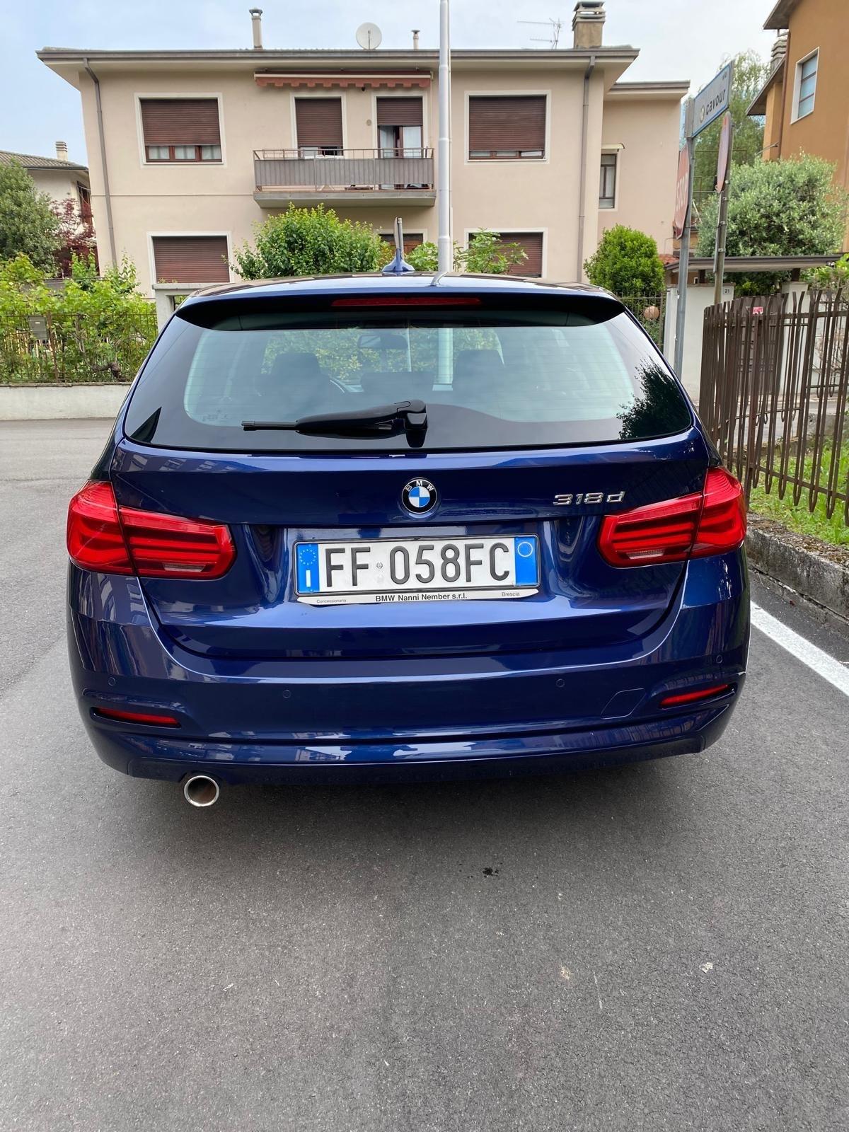 Bmw 318 Bmw 318, euro 6C, anno 2016, cambio automatico