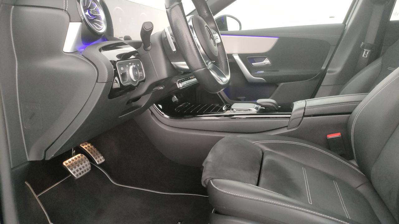 Mercedes-Benz Classe A - W177 2018 - A 180 d Premium auto