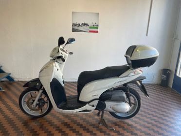 Honda SH 300 i