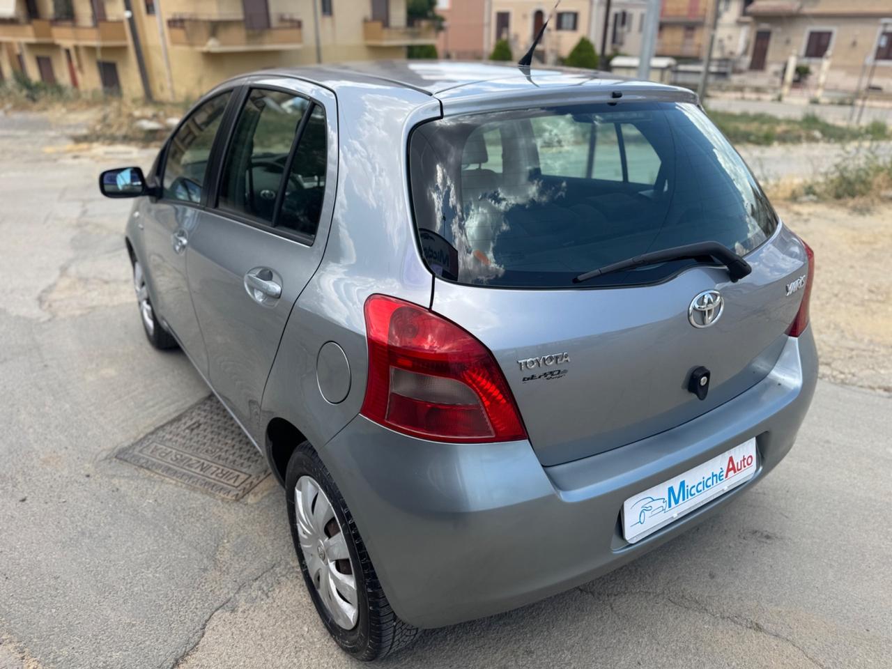 TOYOTA YARIS 1.4 D-4D AUTOMATICA SOL