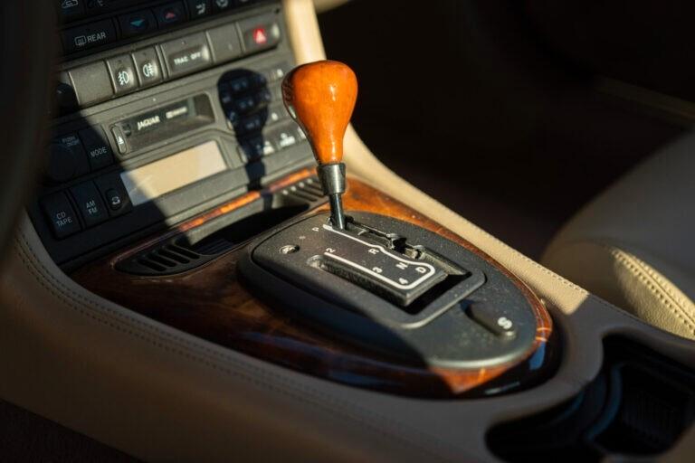 1998 JAGUAR XK8 COUPE GENTLEMEN SPEC - JAG00093