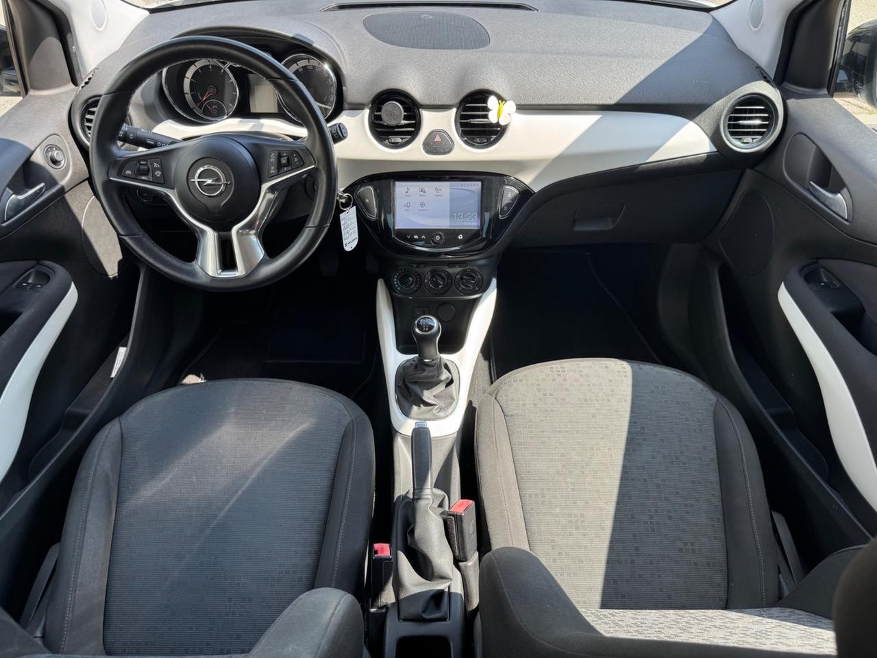 Opel Adam 1.2 70 CV Glam