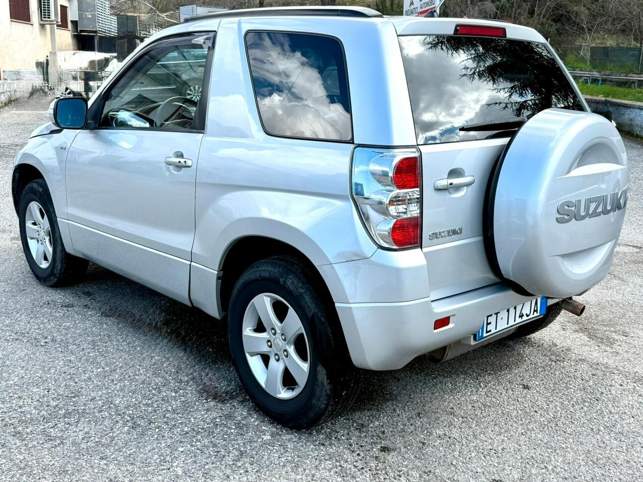 Suzuki Grand Vitara 1.9 DDiS 3p. Evolution Navi