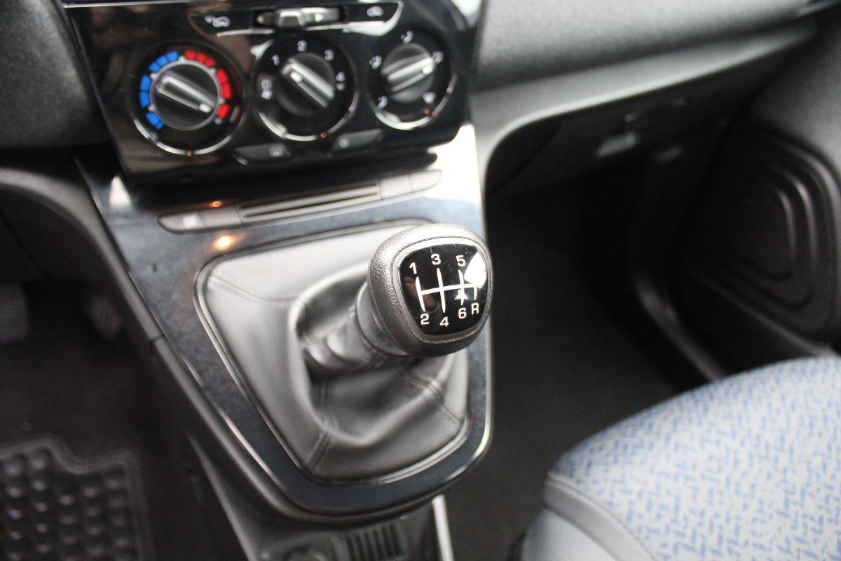 LANCIA - Ypsilon - 1.0 FireFly 5p.S&S Hyb. Gold Pl.