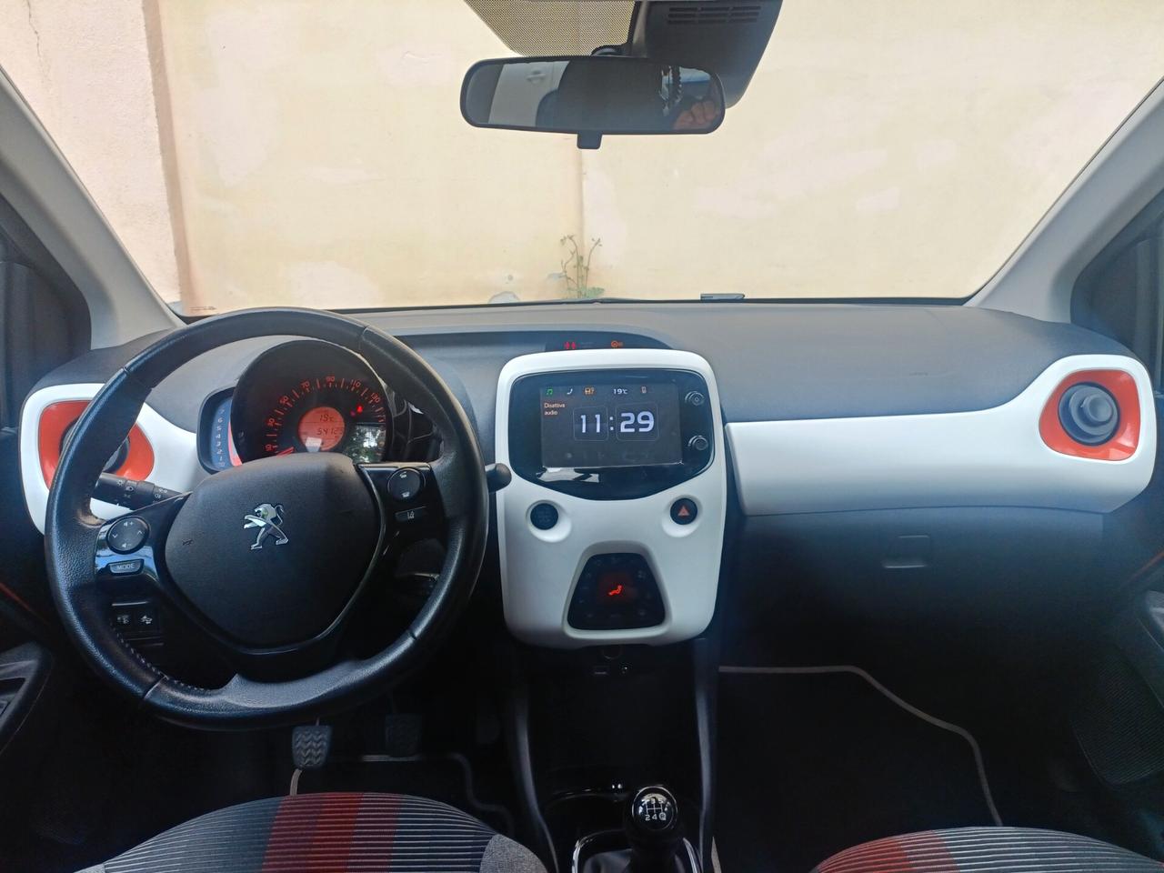 Peugeot 108 VTi 68 5 porte Roland Garros TOP!