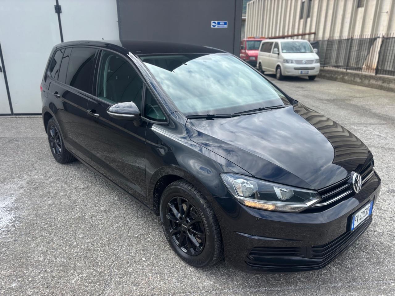Volkswagen Touran 1.6 TDI 115 CV 7 posti km 180 mil anno 2019 euro 6