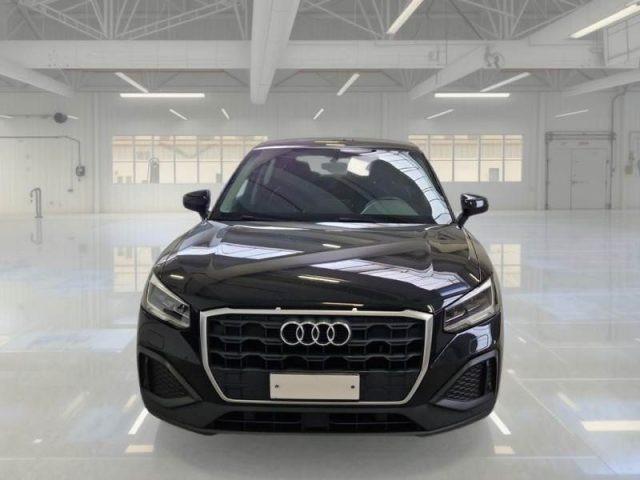 AUDI Q2 35 TFSI Business