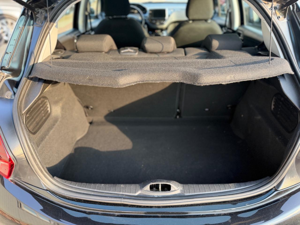 Peugeot 208 82cv 5 porte Allure Km Certificati