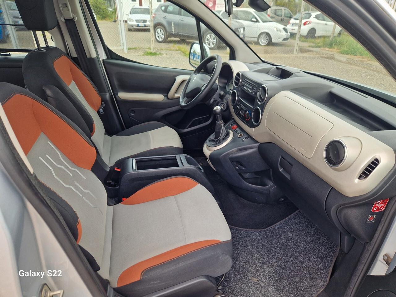 Peugeot Partner Tepee 1.6 e-HDi 92 CV S&S Outdoor