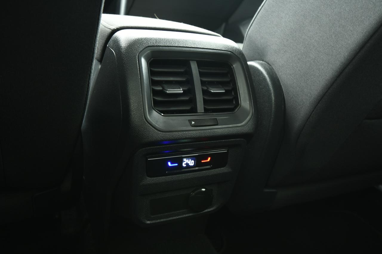 VOLKSWAGEN Tiguan Allspace 2.0 tdi Life 150cv 7p.ti dsg CAMERA+ACC+APP CONNECT