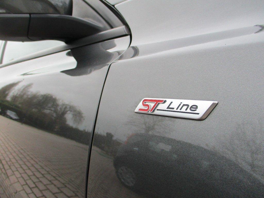 Ford Focus 1.0 EcoBoost Hybrid Auto 125Cv SW ST-Line