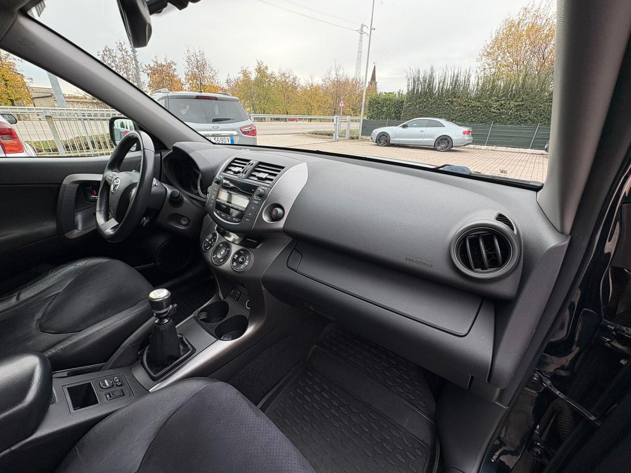 TOYOTA RAV 4 2.2 D-4D FULL OPTIONAL