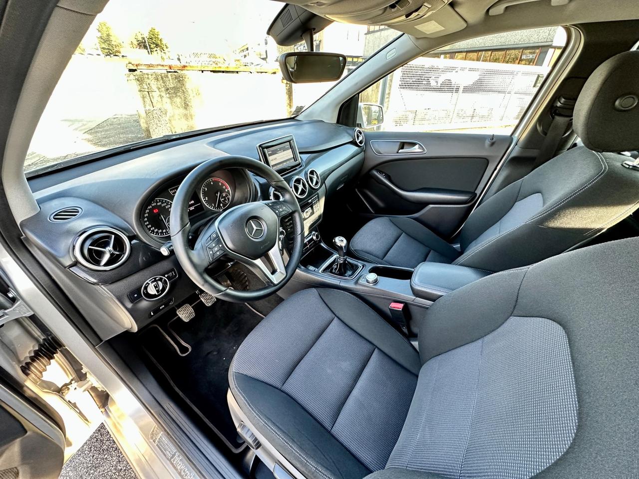 MERCEDES B 180 CDI Executive - 2013 MANUALE OK NEOPATENTATO