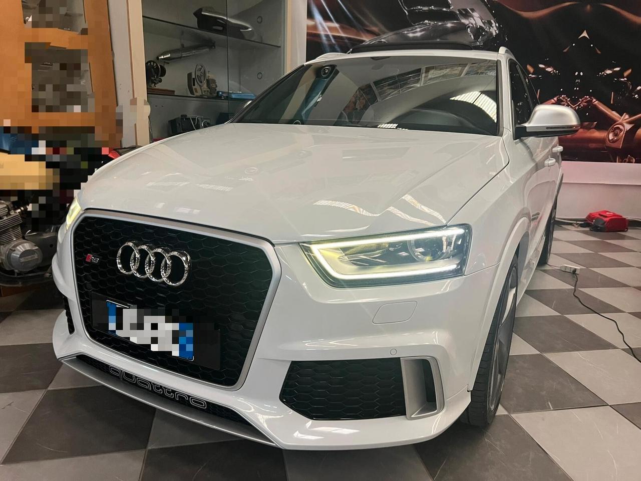 Audi RSQ3 RS 2.5 TFSI quattro S tronic Carbon