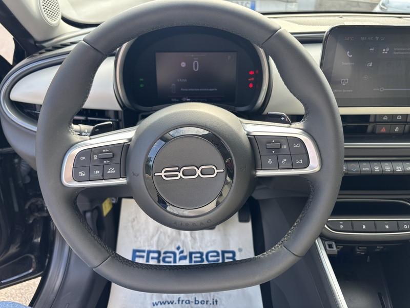 Fiat 600 1.2 hybrid La Prima 110cv auto LED-NAVI-18"