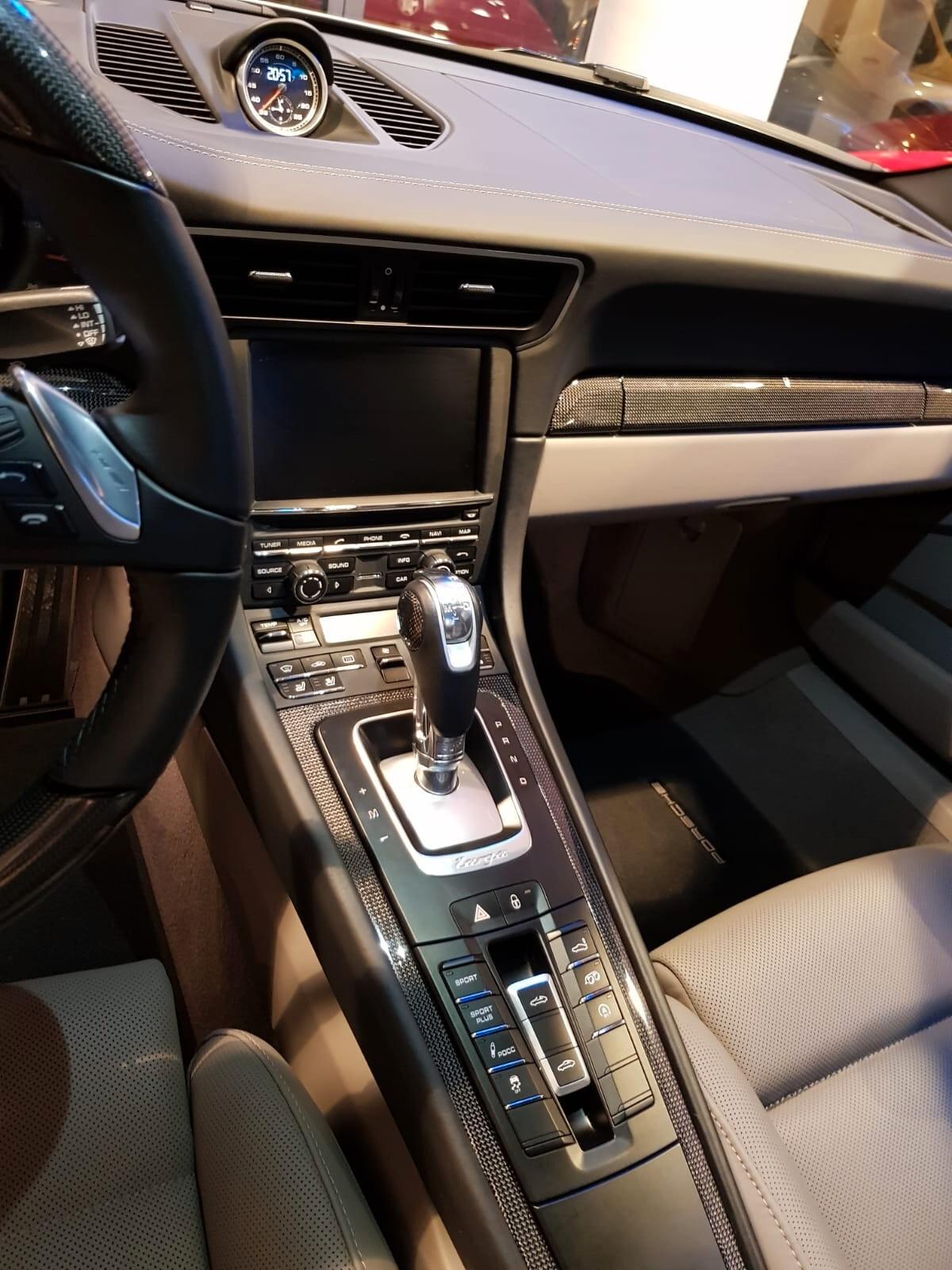 Porsche 911/991 3.8 Carrera 4 Targa GTS 430cv