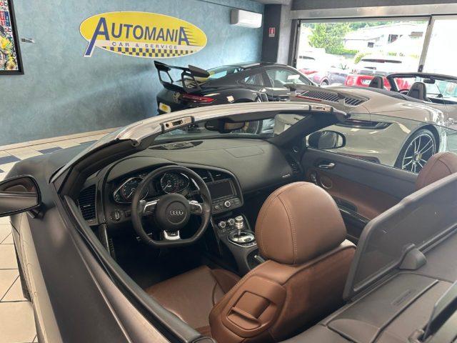 AUDI R8 Spyder 5.2 V10 FSI quattro R tronic