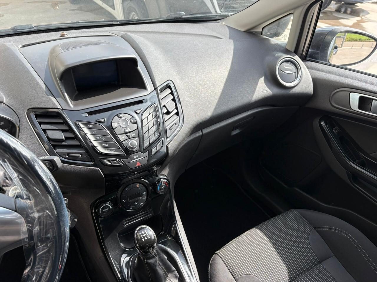 Ford Fiesta 1.4 5p. Bz.- GPL Titanium gpl 2036