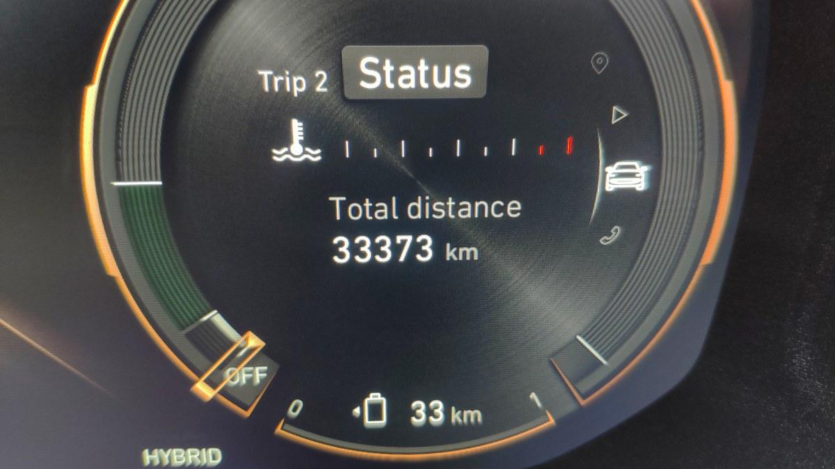 LYNK&CO 01 Phev con Gancio di traino