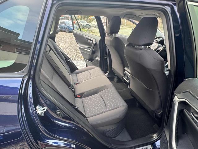 TOYOTA RAV 4 MY23 RAV4 2.5 HV (218CV) E-CVT 2WD Business