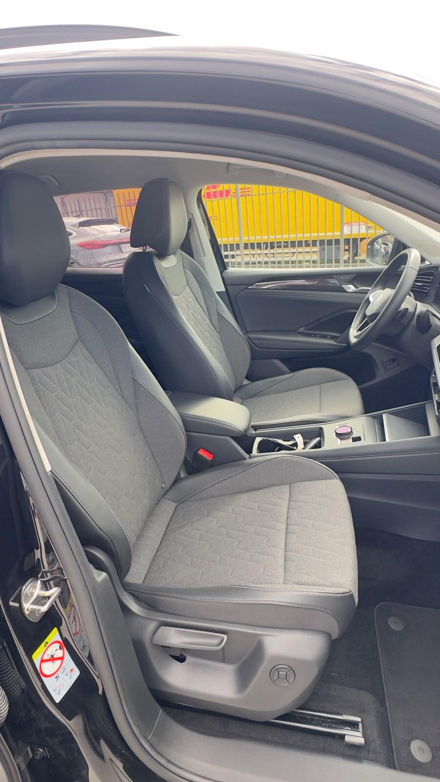 Volkswagen Tiguan 2.0 TDI 150 CV DSG Edition Plus tua da 393€ con anticipo 0