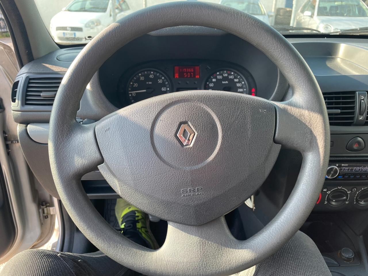 Renault Clio Storia 1.2 5 porte GPL