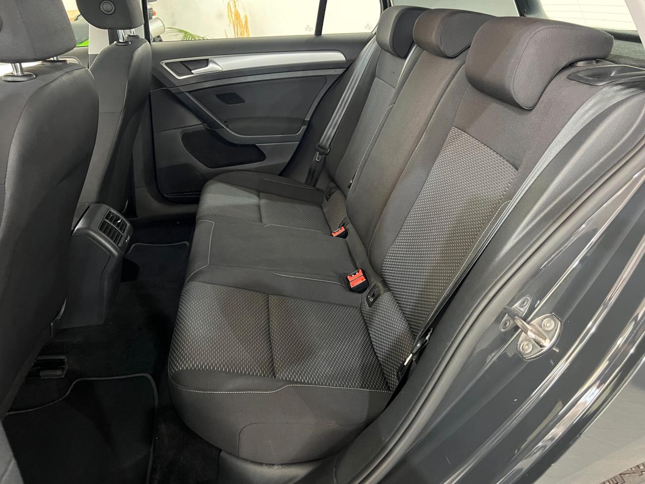 Volkswagen Golf 1.6 116 CV - EXECUTIVE - 2019