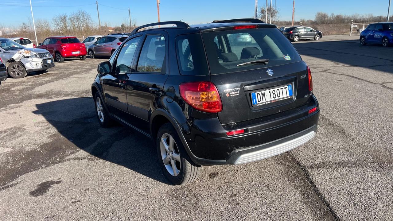 Suzuki SX4 S-Cross 1.6 16V 4WD Outdoor Line