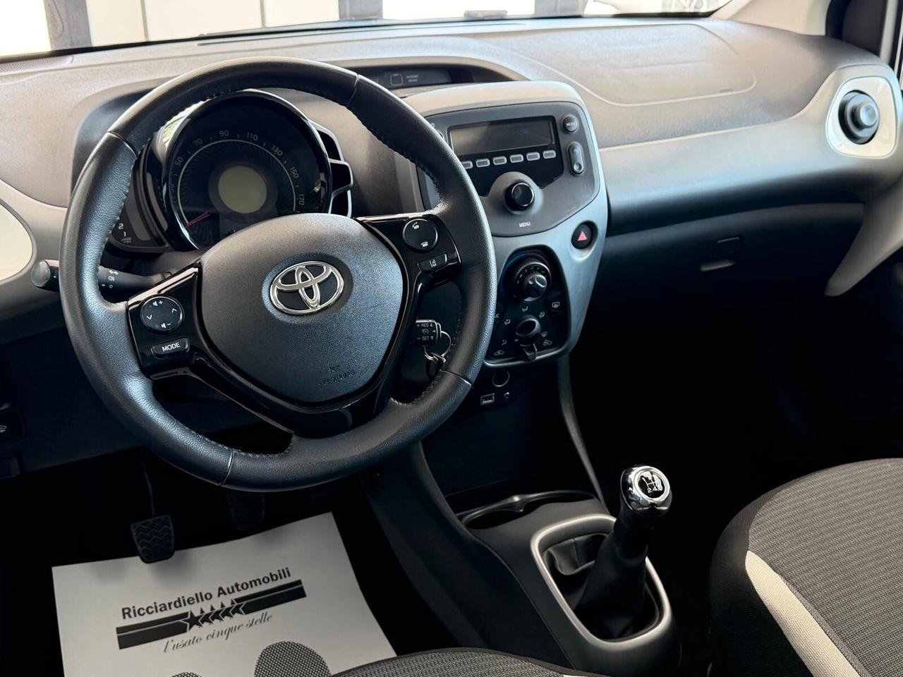 Toyota Aygo Connect 1.0 VVT-i 72Cv 5p x-cool