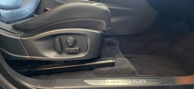 Jaguar E-Pace 2.0d i4 SE 240cv motore nuovo*garanzia 24 mesi*