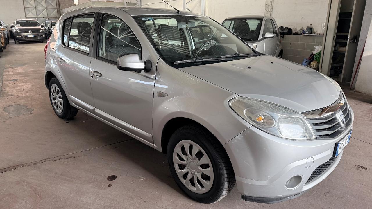 Dacia Sandero 1.4 8V GPL Ambiance