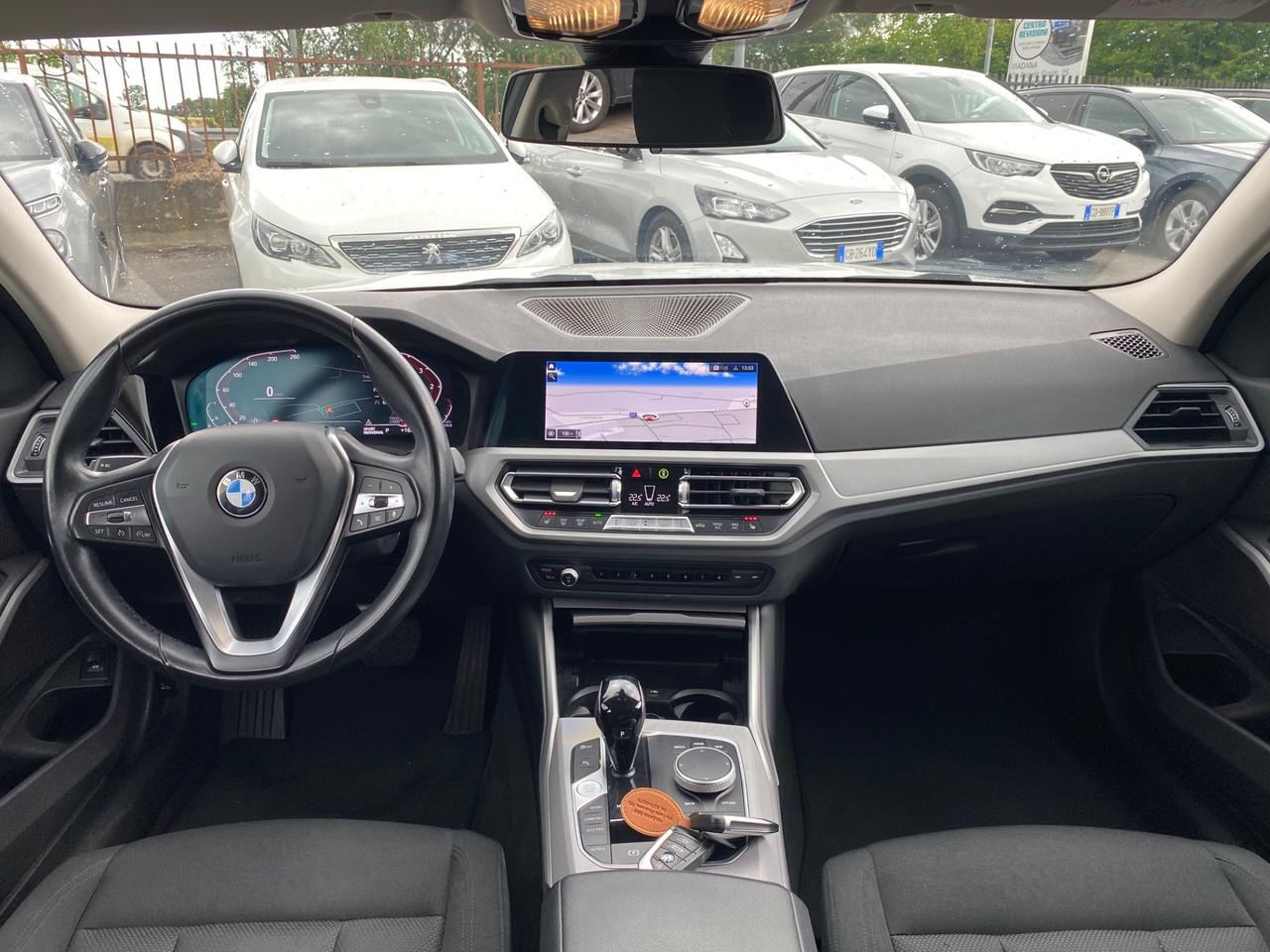 Bmw 320d 48V xDrive Touring Business Advantage