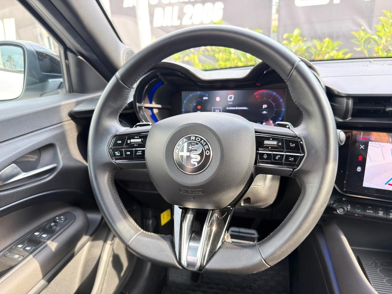 Alfa Romeo Junior 1.2 136 CV Hybrid eDCT6 SPECIALE TETTO