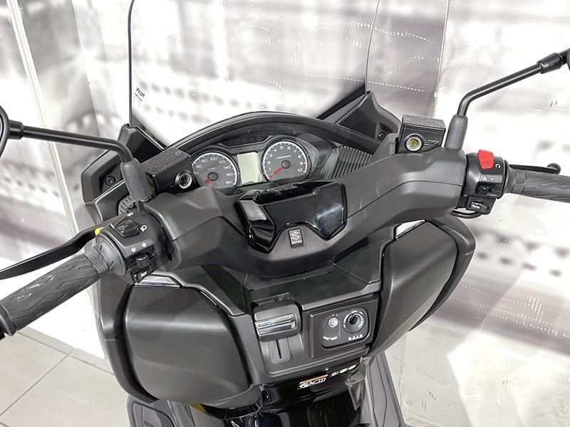 Suzuki Burgman 400