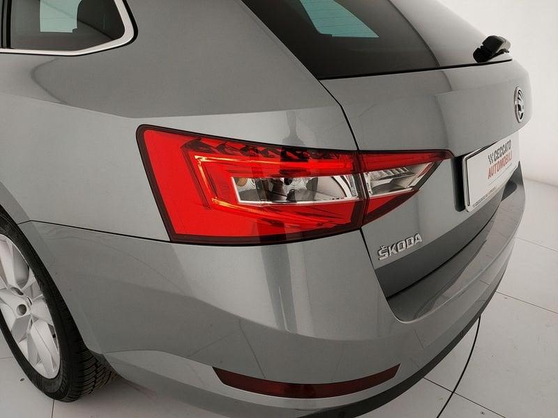 Skoda Superb 2.0 TDI DSG Wagon Executive