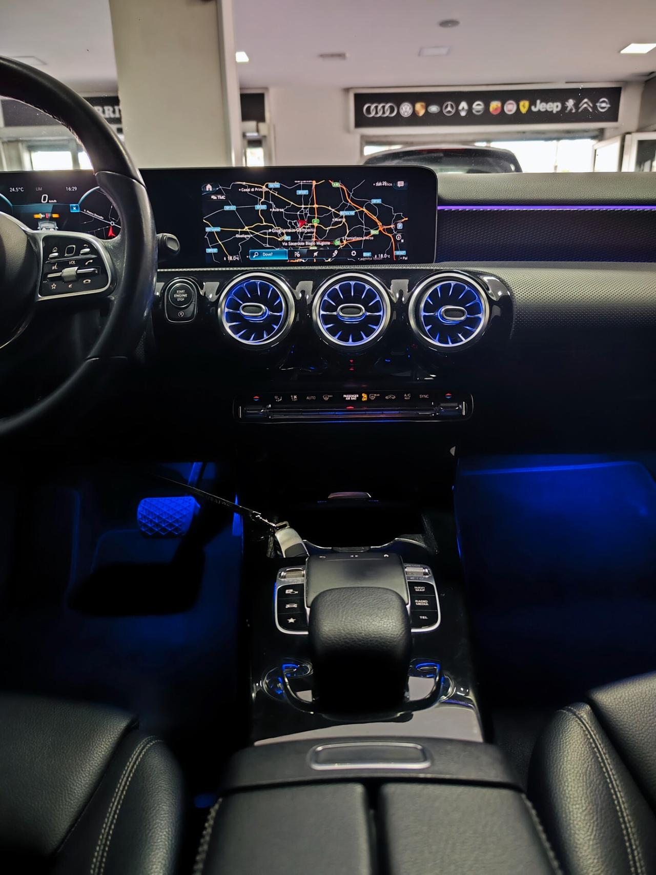 Mercedes-benz A 180d Automatic Sport LED