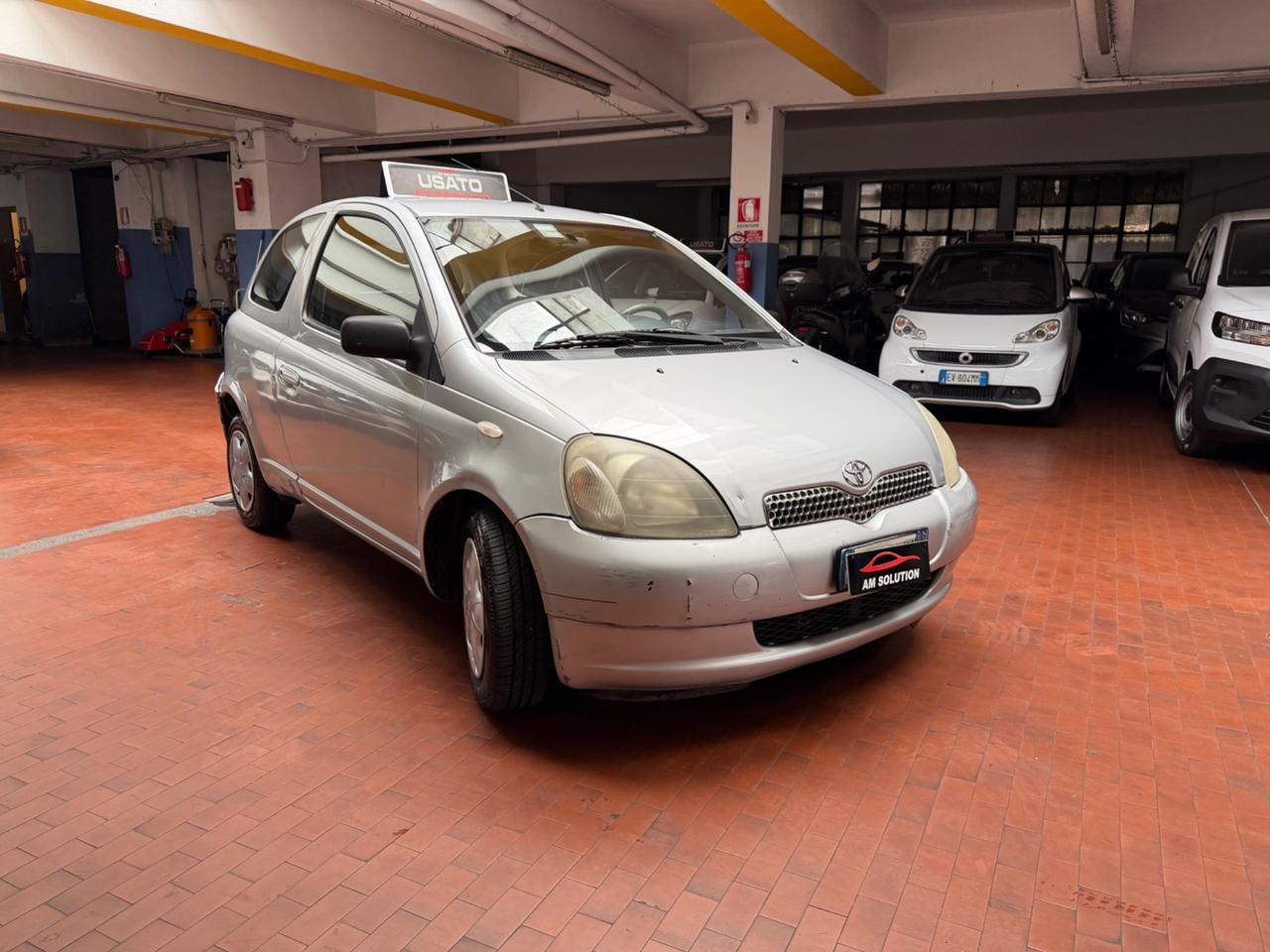 Toyota Yaris 1.0i Neopatentati Euro 3